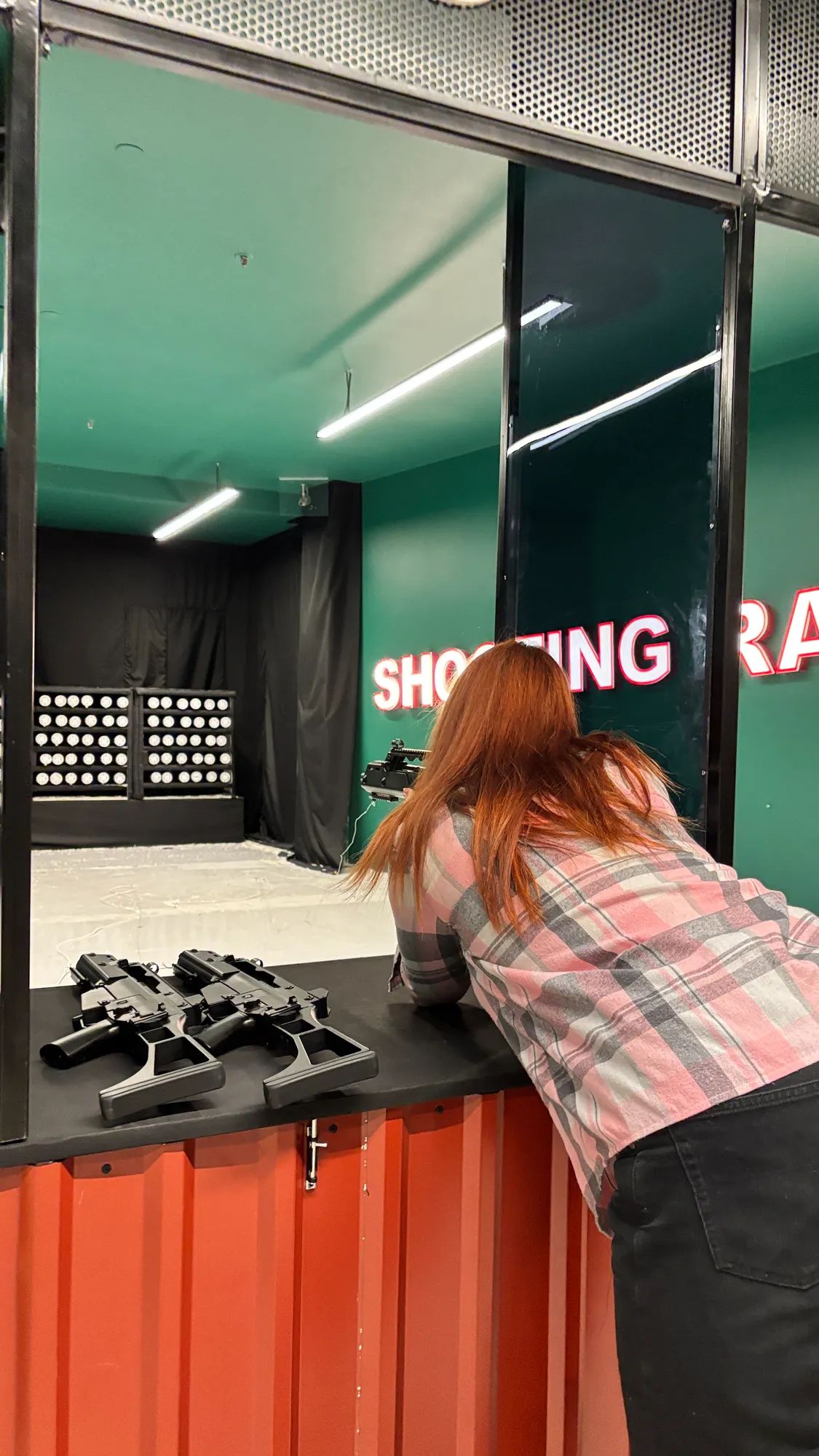 Airsofta šautuve GUNSnLASERS parkā Galerijā Centrs