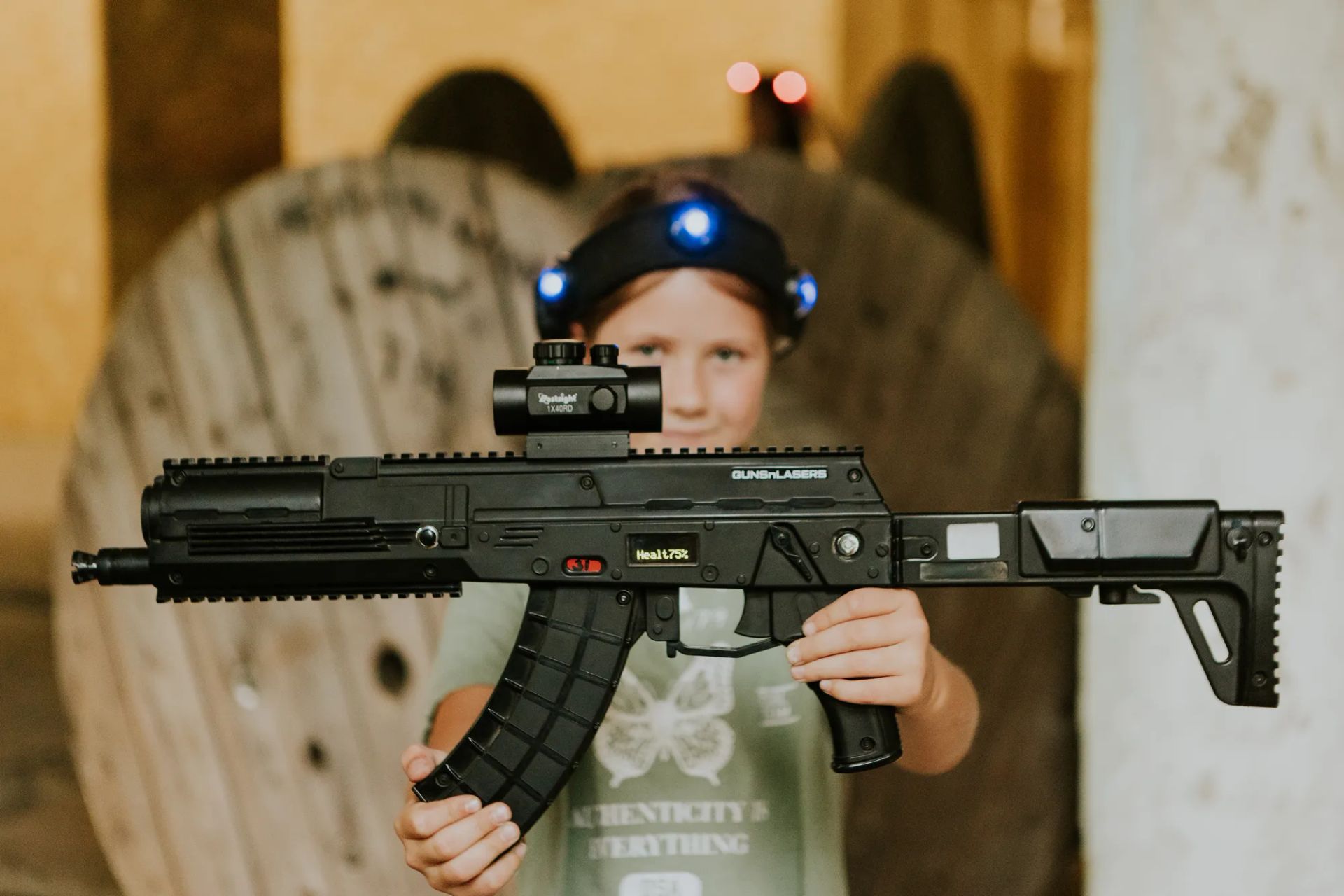 lāzertaga spēlētāja GUNSnLASERS lāzertaga laukumā