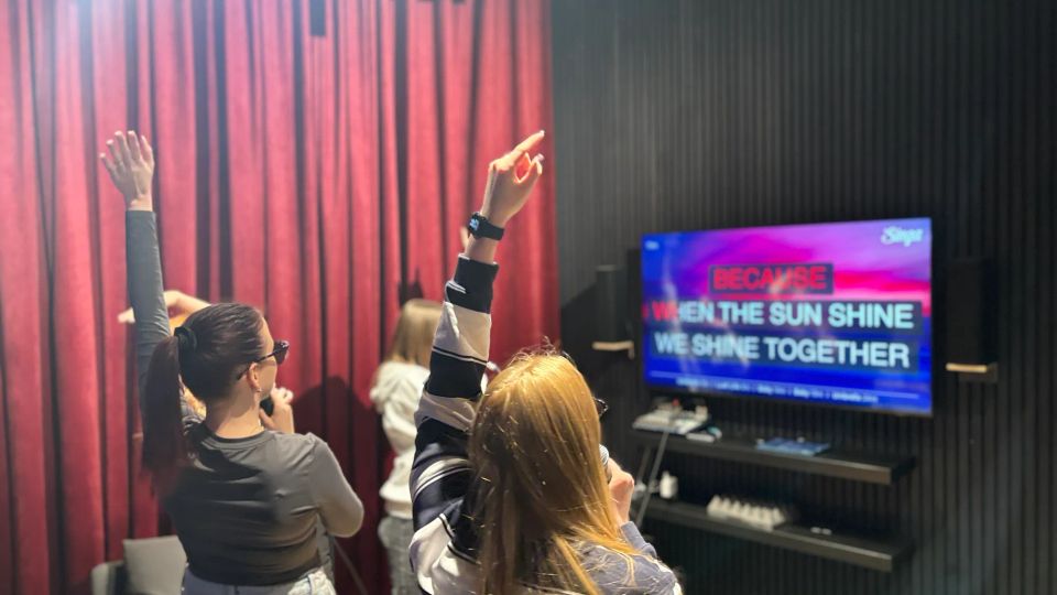 draugi dzied karaoke galerija centrs